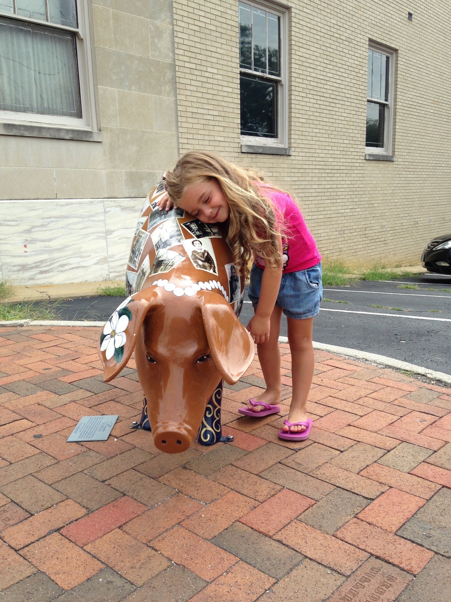 Smithfield’s Porcine Parade & Lundeen Statues