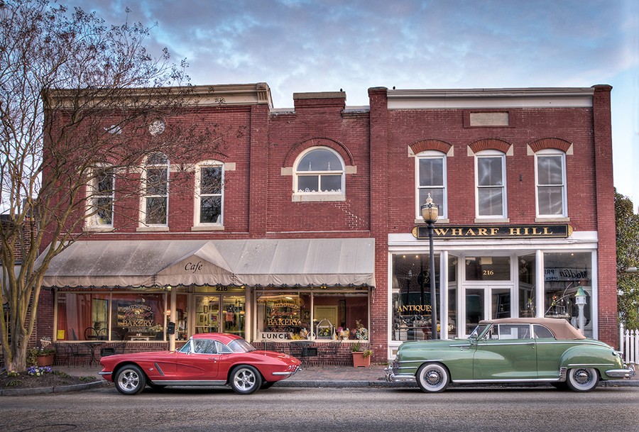 Smithfield Gourmet Bakery and Wharf Hill Antiques, Smithfield Virginia